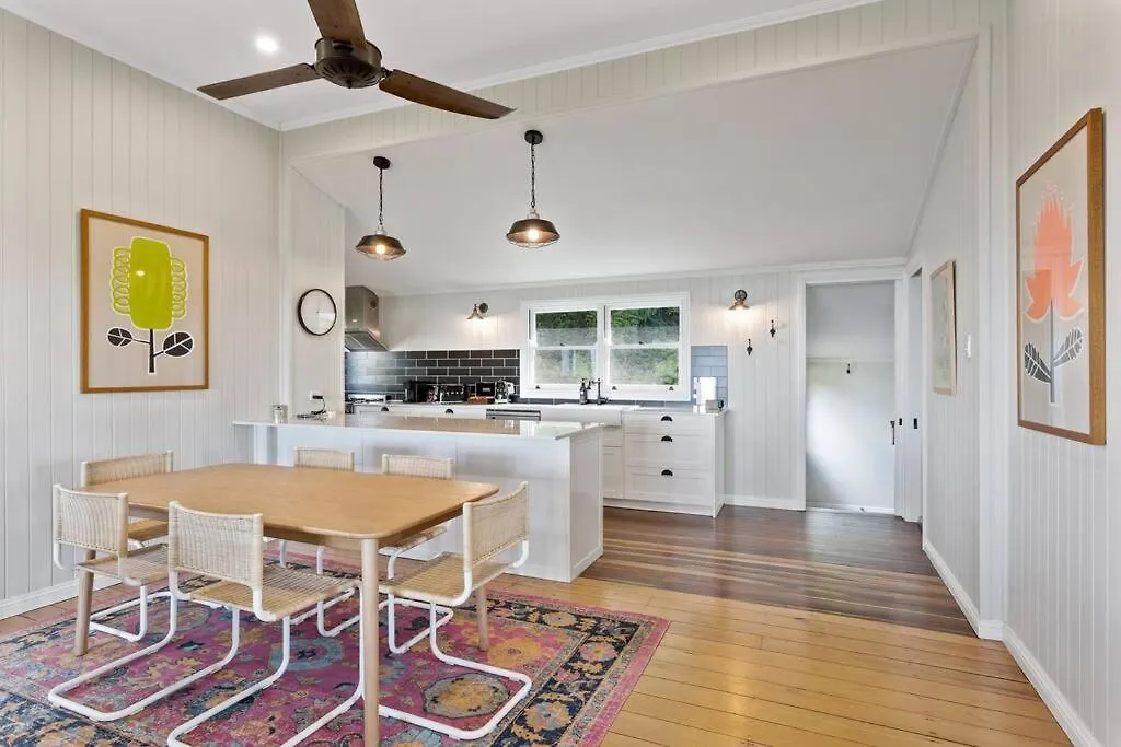 The Quince Cottage - 1 Bedroom Ravensbourne 0*,  Australia