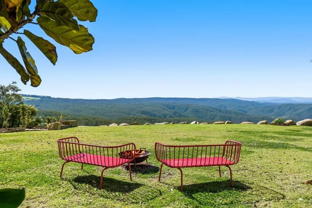 Chalet The Quince Cottage - 1 Bedroom Ravensbourne Australia